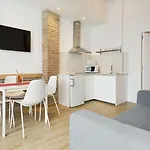 Bcnstop Parc Gueell Aparthotel