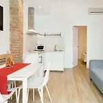 Bcnstop Parc Gueell Aparthotel 4*