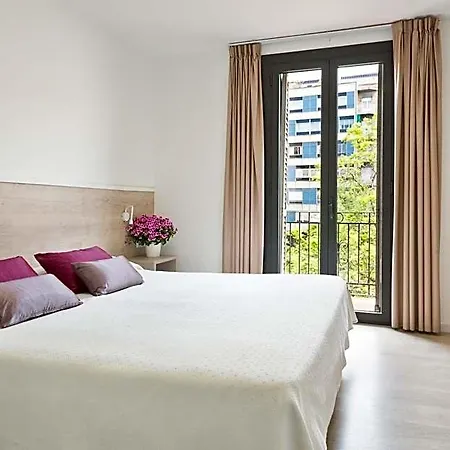 Bcnstop Parc Gueell 4*