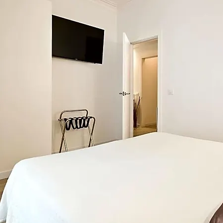Bcnstop Parc Gueell 4*