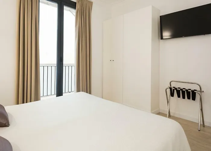 Bcnstop Parc Gueell Aparthotel