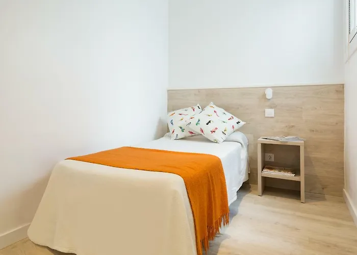 Bcnstop Parc Gueell Aparthotel 4*