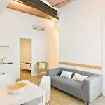 Bcnstop Parc Güell 4*