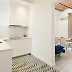 Apart Otel Bcnstop Parc Güell