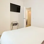 Apart Otel Bcnstop Parc Güell Barselona