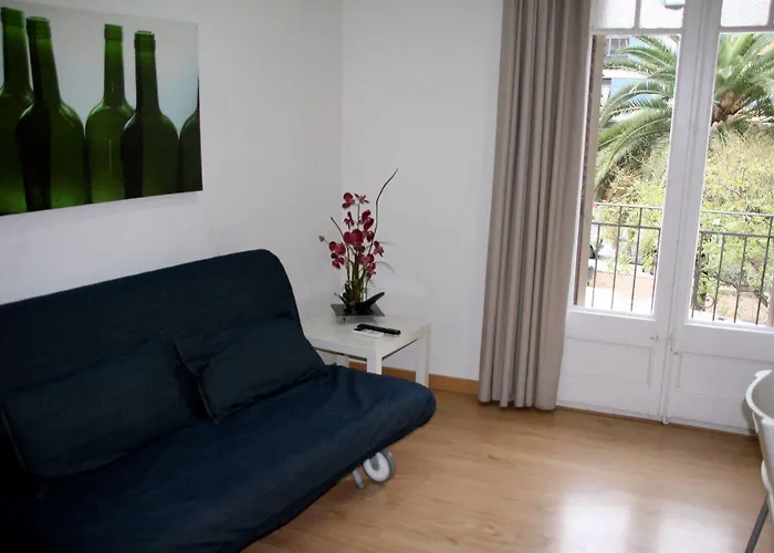 Aparthotel Bcnstop Parc Gueell